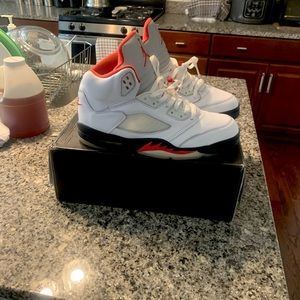 Air Jordan 5 Fire Red 2020